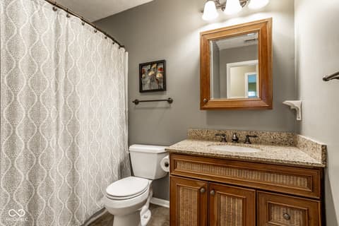 Photo of 6522 Duck Pond Drive, Fishers, IN