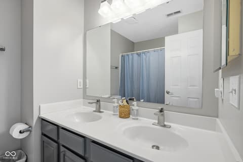 Photo of 7222 Rodney Place, Noblesville, IN