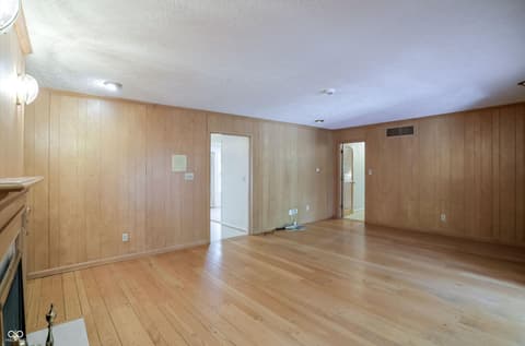 Photo of 5459 Hedgerow Drive, Indianapolis, IN