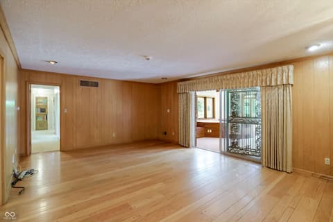 Photo of 5459 Hedgerow Drive, Indianapolis, IN