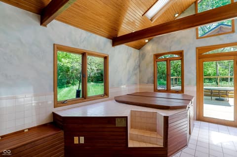 Photo of 5459 Hedgerow Drive, Indianapolis, IN