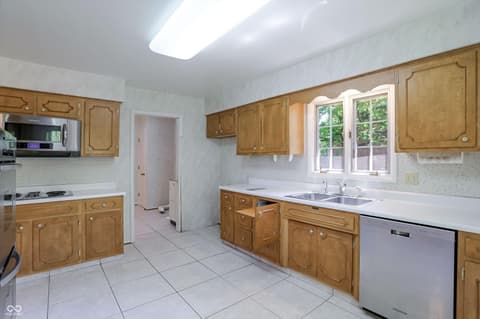 Photo of 5459 Hedgerow Drive, Indianapolis, IN