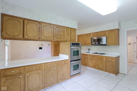 Photo of 5459 Hedgerow Drive, Indianapolis, IN