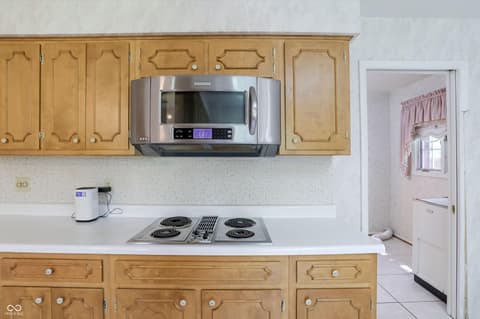 Photo of 5459 Hedgerow Drive, Indianapolis, IN