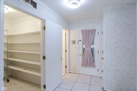 Photo of 5459 Hedgerow Drive, Indianapolis, IN