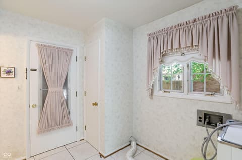 Photo of 5459 Hedgerow Drive, Indianapolis, IN