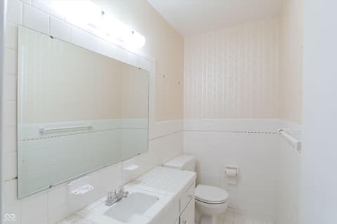 Photo of 5459 Hedgerow Drive, Indianapolis, IN