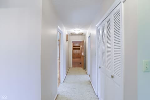 Photo of 5459 Hedgerow Drive, Indianapolis, IN