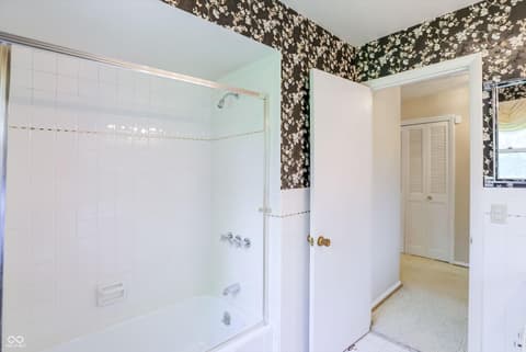 Photo of 5459 Hedgerow Drive, Indianapolis, IN