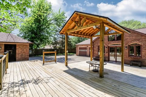 Photo of 5459 Hedgerow Drive, Indianapolis, IN