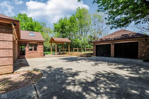 Photo of 5459 Hedgerow Drive, Indianapolis, IN