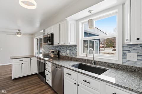 Photo of 6434 Maple Manor, Brownsburg, IN