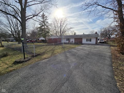 Photo of 946 N Mitchner Avenue, Indianapolis, IN