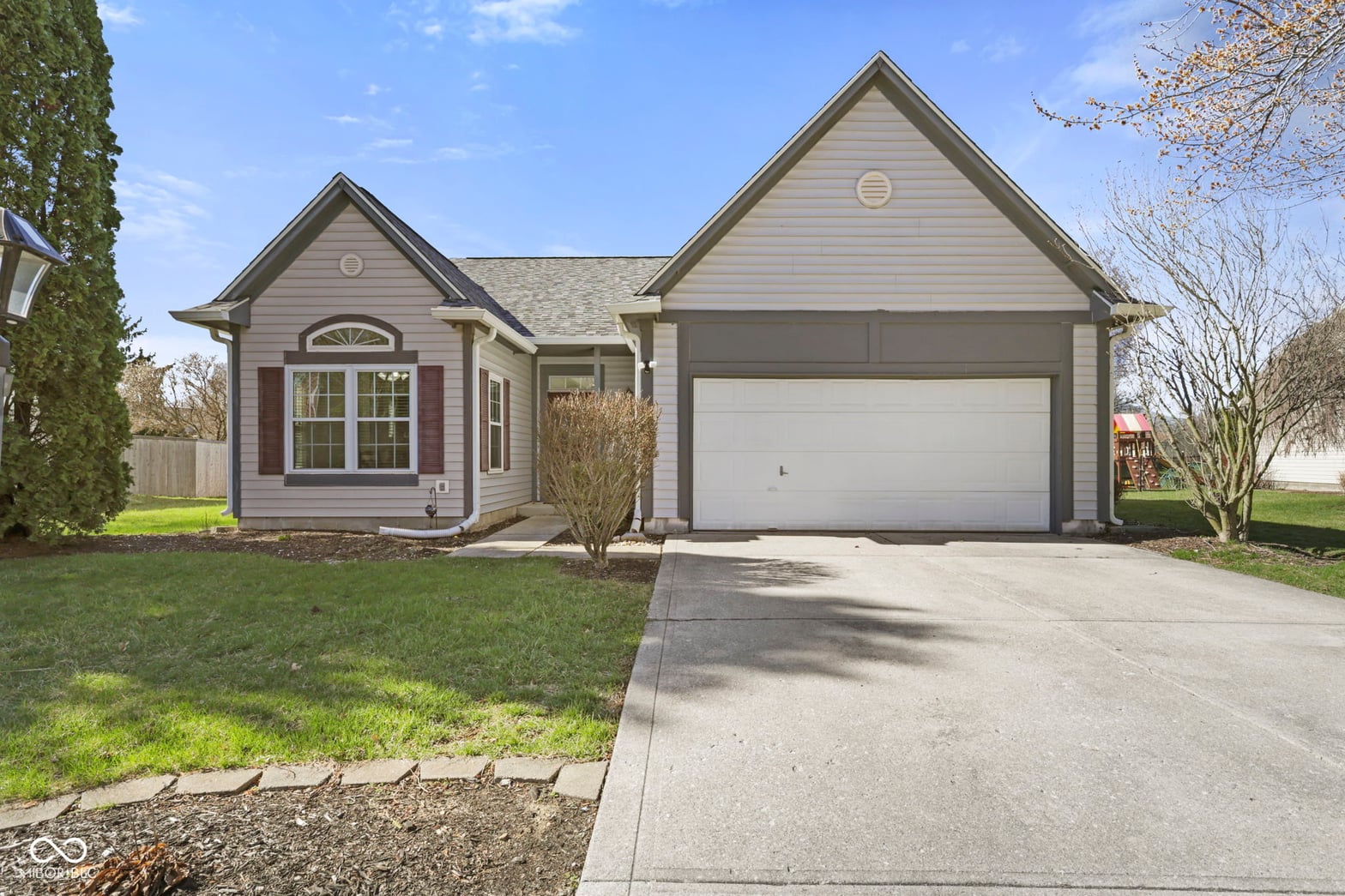 Photo of 18865 Wimbley Way, Noblesville, IN