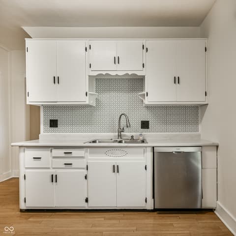 Photo of 934 E Morris Street, Indianapolis, IN
