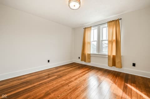 Photo of 934 E Morris Street, Indianapolis, IN
