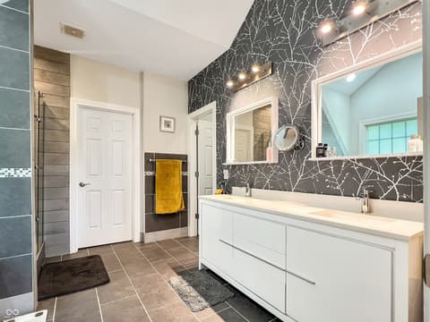 Photo of 6075 Waterside Drive, Columbus, IN