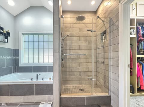 Photo of 6075 Waterside Drive, Columbus, IN