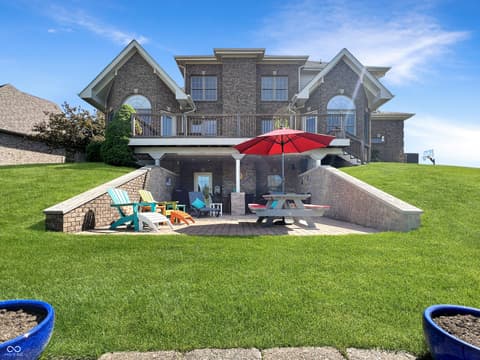 Photo of 6075 Waterside Drive, Columbus, IN