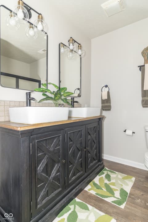 Bathroom at 1132 Chapman Drive, Greenfield, IN