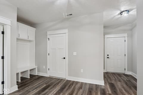 Photo of 2843 Grandview Lane, Greenwood, IN