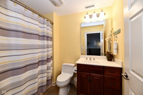 Bathroom at 20971 Shoreline Court, Noblesville, IN