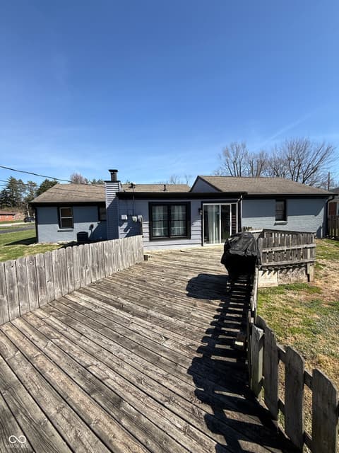 Outdoor living area at 4916 Ingleside Lane, Indianapolis, IN