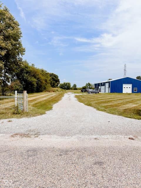 Photo of 7796 N Meridian Road, Perrysville, IN