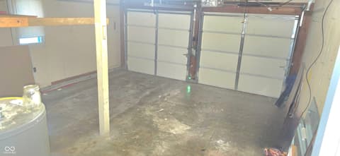 Garage at 10671 E State Road 7, Columbus, IN