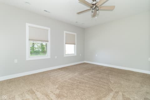 Photo of 307 Blue River Drive, Knightstown, IN