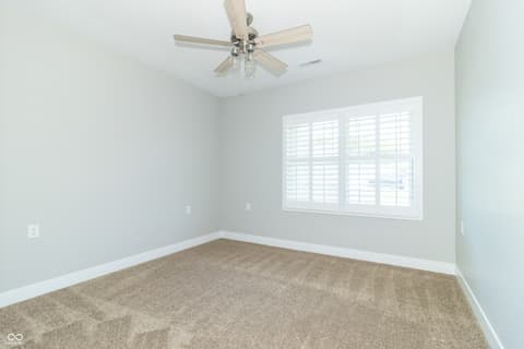 Photo of 307 Blue River Drive, Knightstown, IN