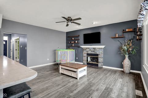 Photo of 7874 Cobblesprings Drive, Avon, IN