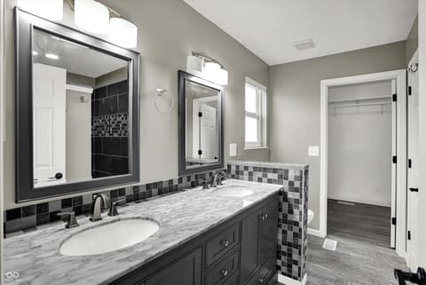 Photo of 7874 Cobblesprings Drive, Avon, IN
