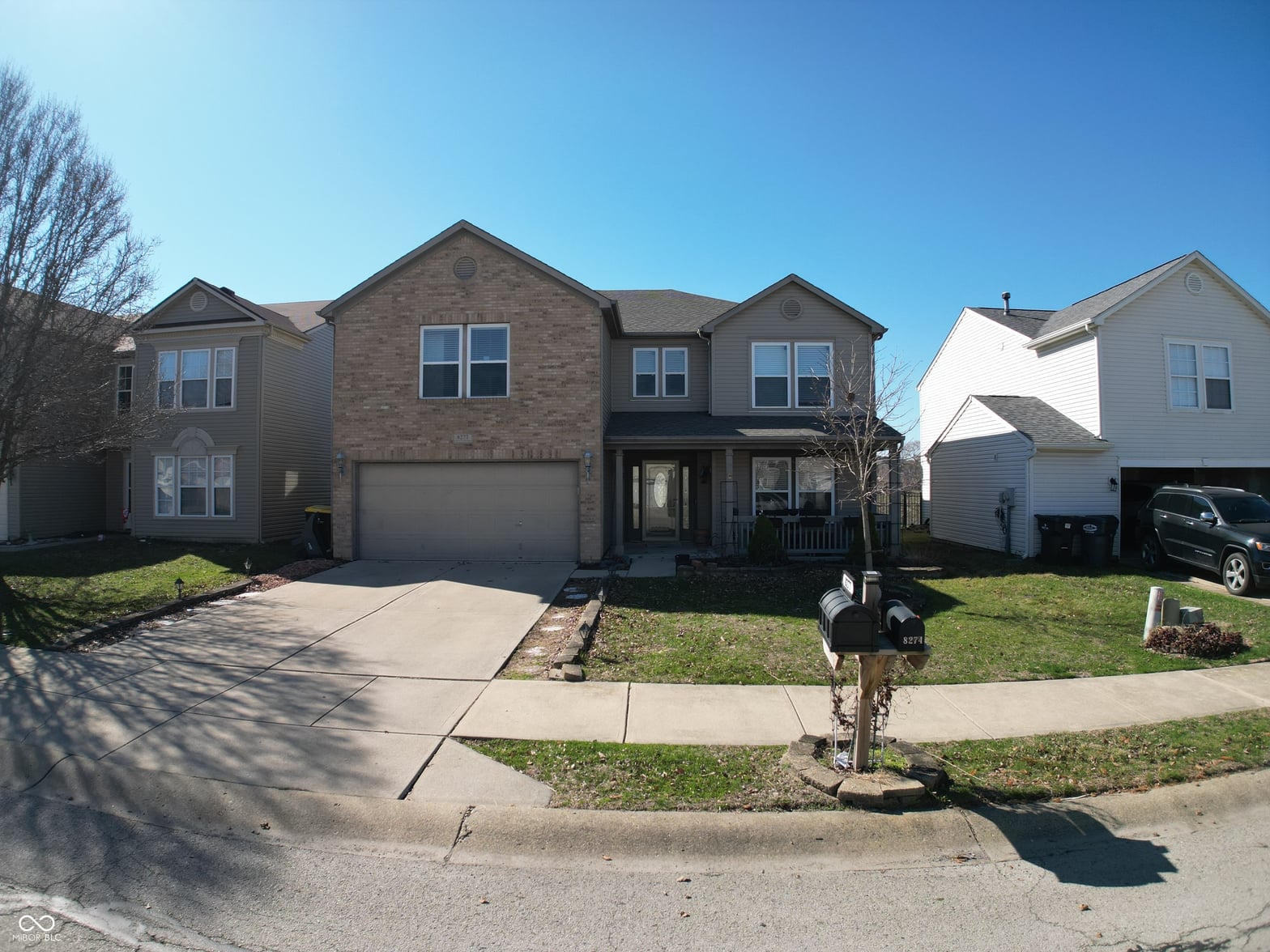 Front exterior at 8277 S Quarter Moon Drive, Pendleton, IN