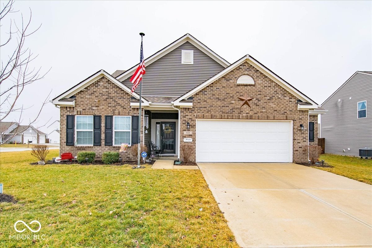 Front exterior at 1020 Constellation Way, Franklin, IN