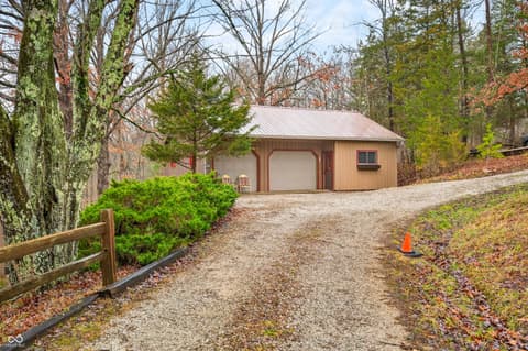 Photo of 972 Helmsburg Road, Nashville, IN