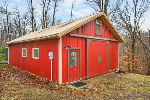 Photo of 972 Helmsburg Road, Nashville, IN