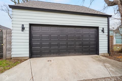Garage at 1818 Ruckle Street, Indianapolis, IN