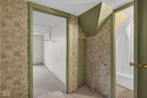Hallway at 2308 Pearl Street, Columbus, IN