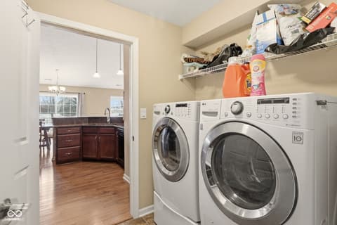 Photo of 5911 Edelle Drive, Indianapolis, IN