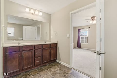 Photo of 5911 Edelle Drive, Indianapolis, IN