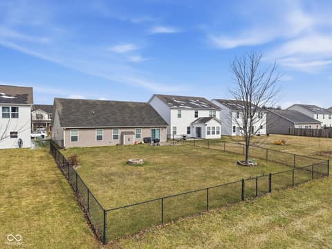 Photo of 5911 Edelle Drive, Indianapolis, IN