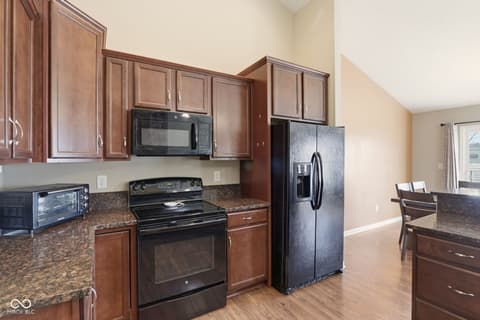 Photo of 5911 Edelle Drive, Indianapolis, IN