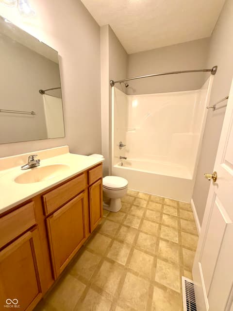 Photo of 486 Glenview Drive, Greencastle, IN