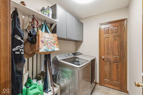 Laundry room at 8848 Classic Circle, Indianapolis, IN