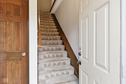 Foyer at 8848 Classic Circle, Indianapolis, IN