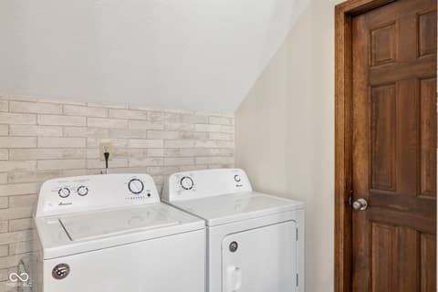 Laundry room at 8848 Classic Circle, Indianapolis, IN