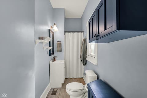 Photo of 1313 N Oxford Street, Indianapolis, IN