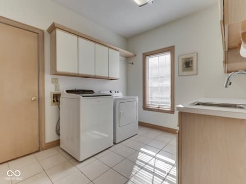 Photo of 1752 Pathway Drive N, Greenwood, IN