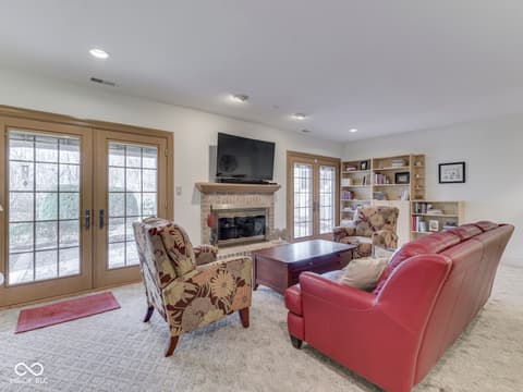Photo of 1752 Pathway Drive N, Greenwood, IN